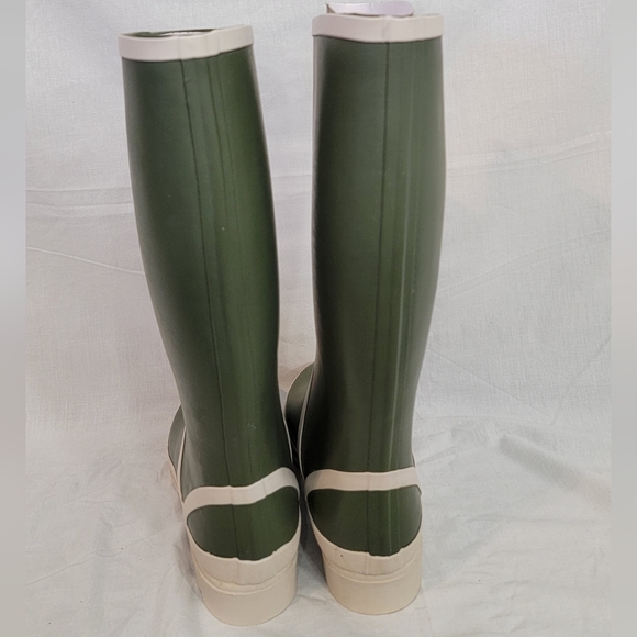 New J.crew Tall Lugsole Rain Boots - Picture 3 of 4
